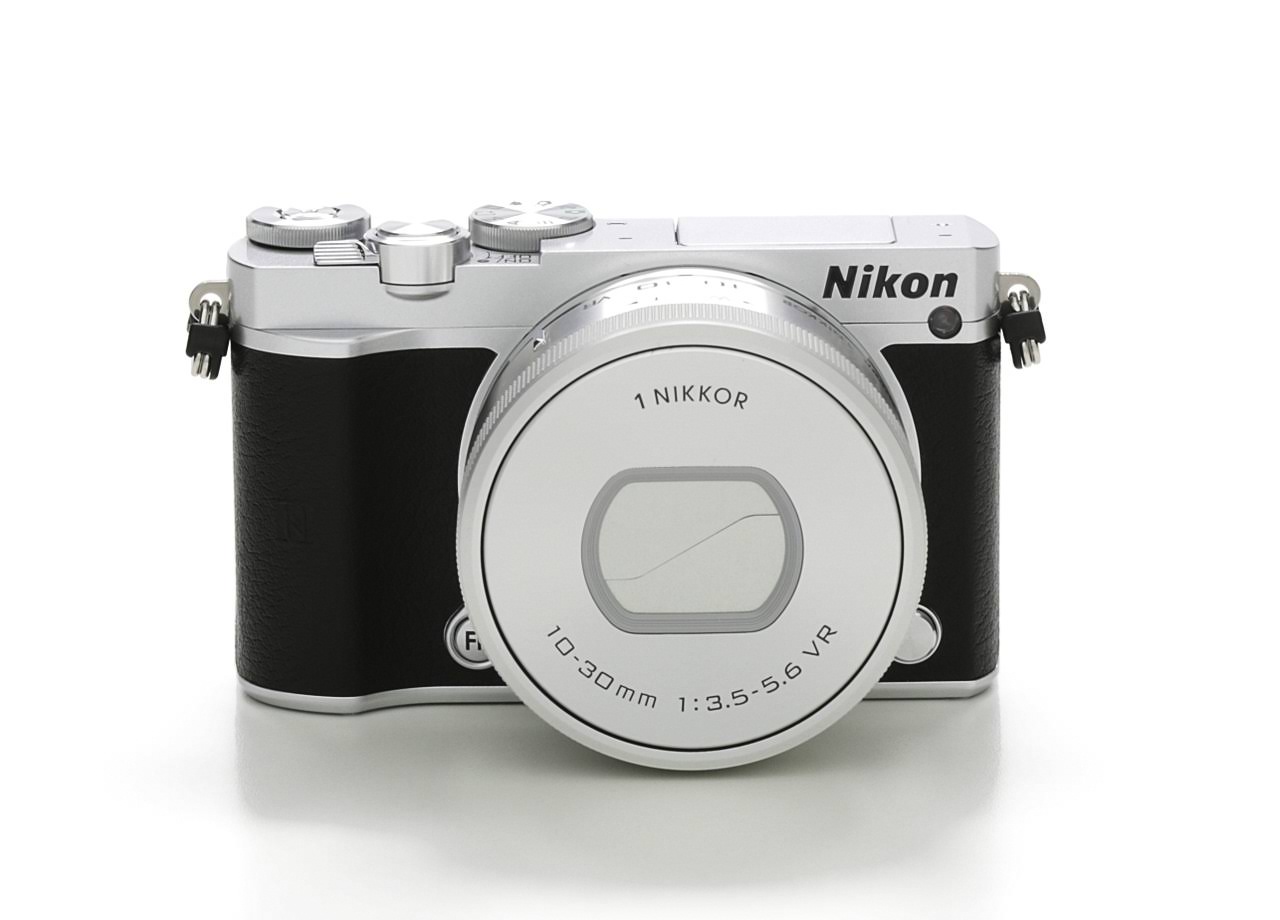 Nikon 1 J5 미러리스 디지털 카메라 (10-30mm PD-ZOOM 렌즈 포함) (실버) (국제 모델) 보증 없음