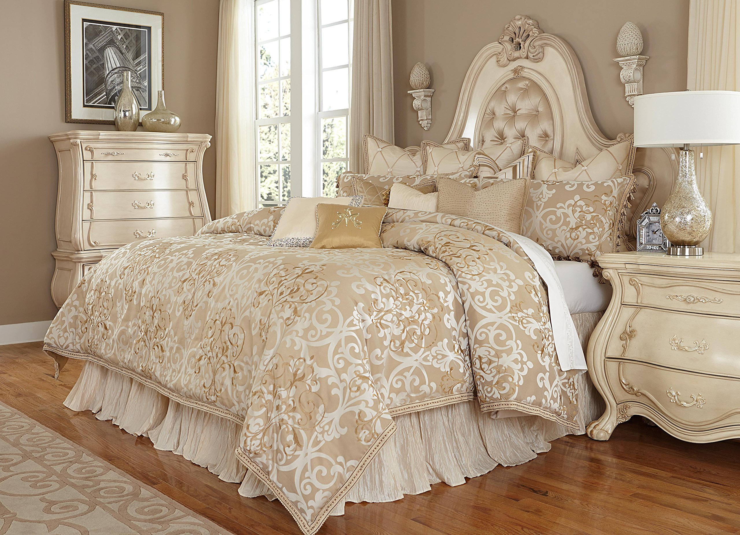 Michael Amini Luxembourg 13 Piece Comforter, King, Crem...